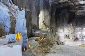 Internal marble quarries